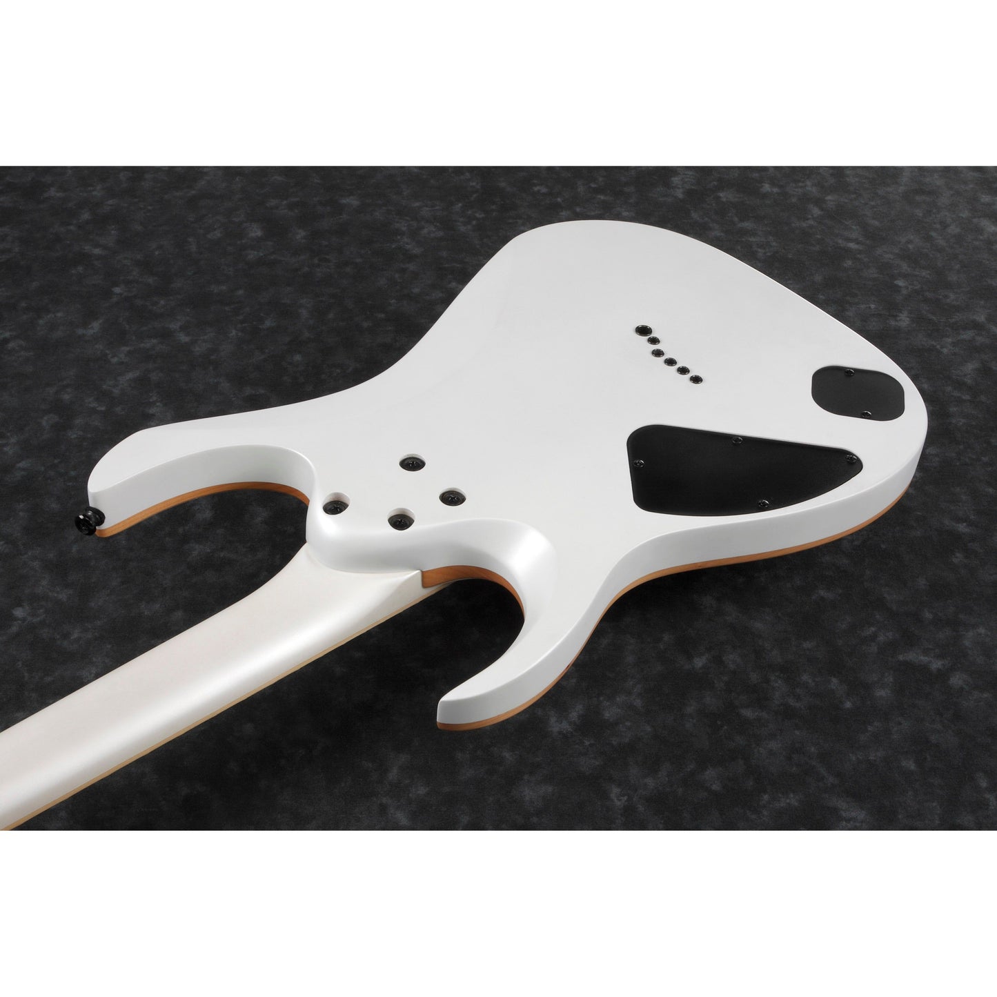 b3d51c_JBM10FX_PWM_1P_01_CU_Body_BackqGn5fgEOZAOtr